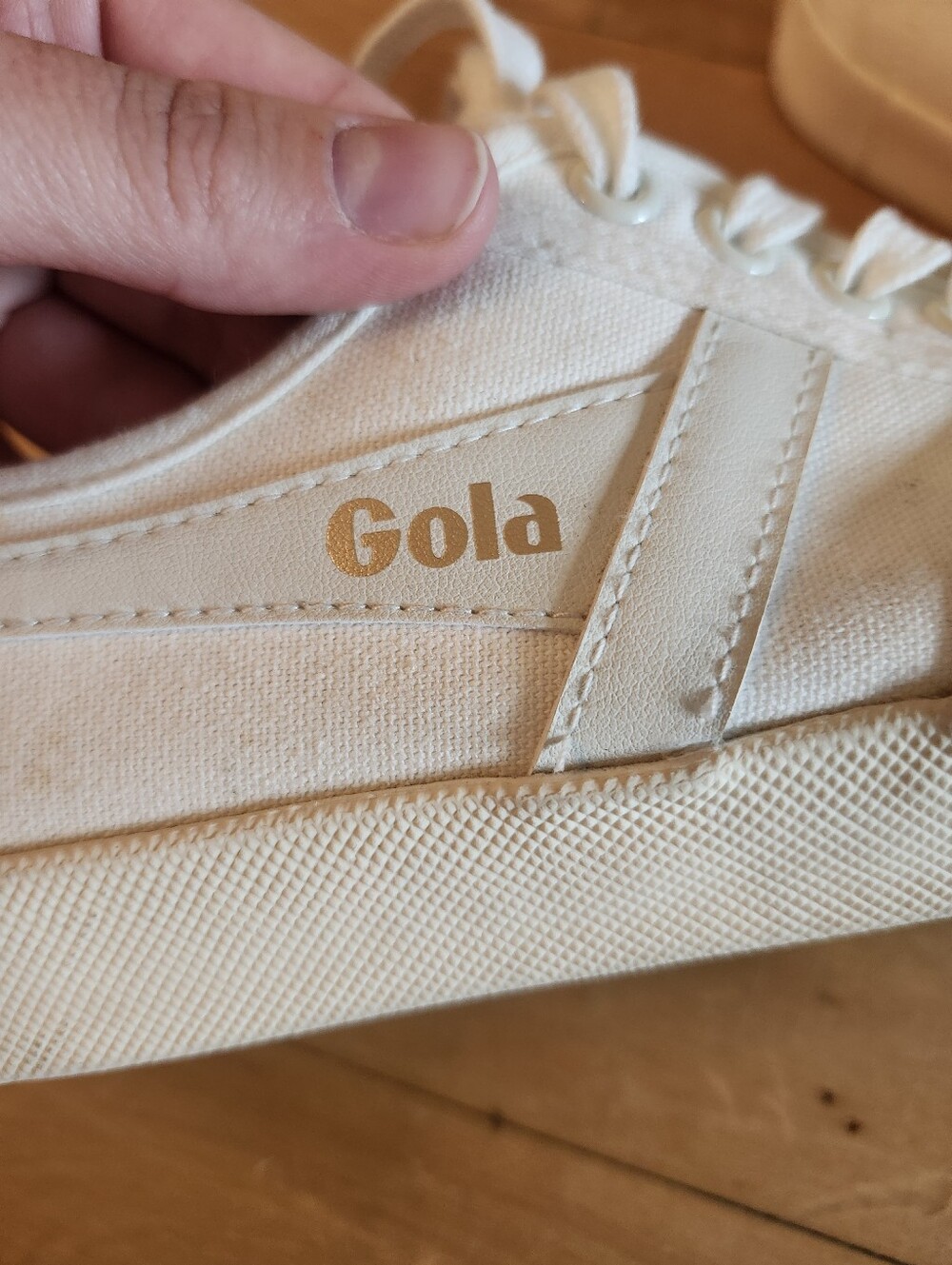 Gola Coaster (Style CLA174) Classic Canvas Sneaker, Size 6, Off-white - Picture 9 of 11